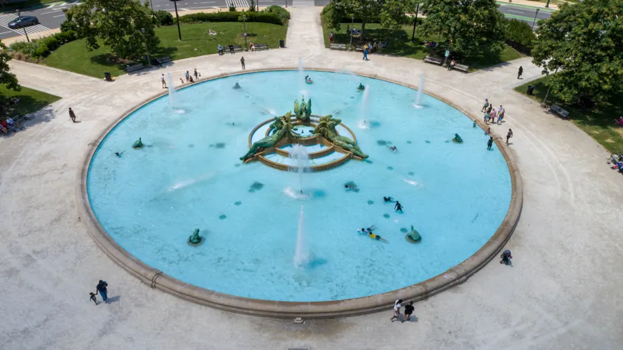 Swann Memorial Fountain, nadir view